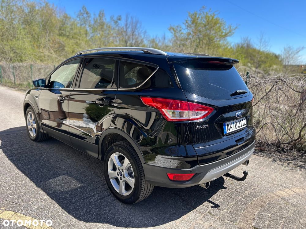 Ford Kuga 2.0 TDCi 2x4 Titanium - 15