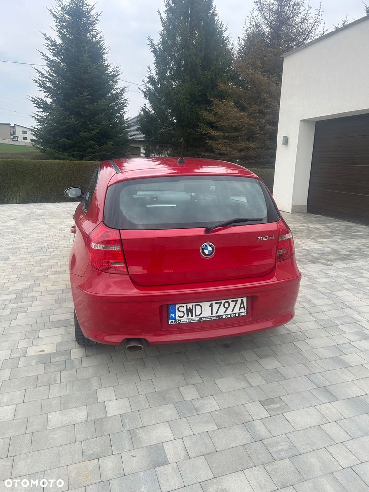 BMW Seria 1 118d - 6