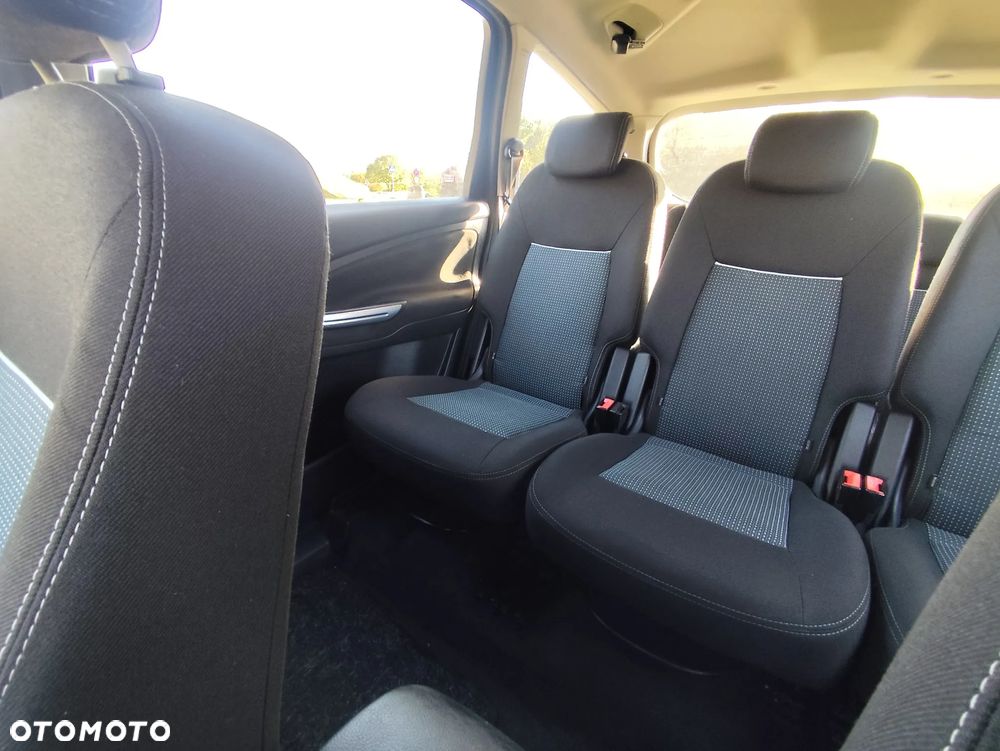 Ford S-Max - 23