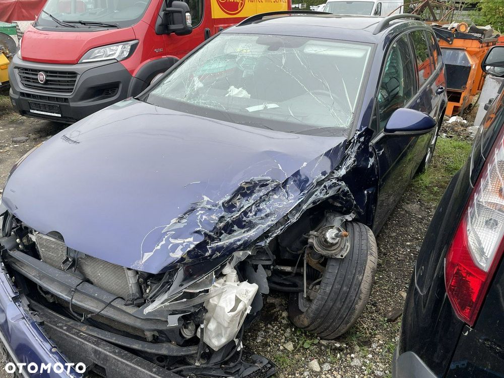 Volkswagen Golf 2.0 TDI SCR Highline - 3