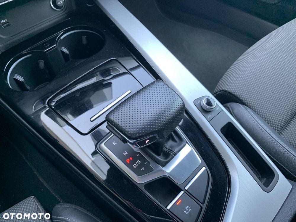 Audi A4 Limousine - 23