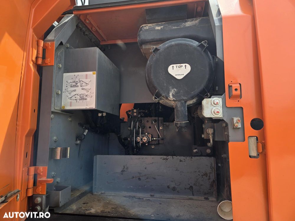 Hitachi ZX250, 6.535h, cupa NOUA 1,55mc, Masa 27,2tone, 2018, INGUST latime 2,99m, adancime sapare 7m, consum mediu 12,6l/h, lant 80% ok doar 620h deplasare, camera spate si laterale, inst picon, inst rotire, Isuzu 173CP, posibil leaasing-PROMOTIE 89.900 EUR - 16