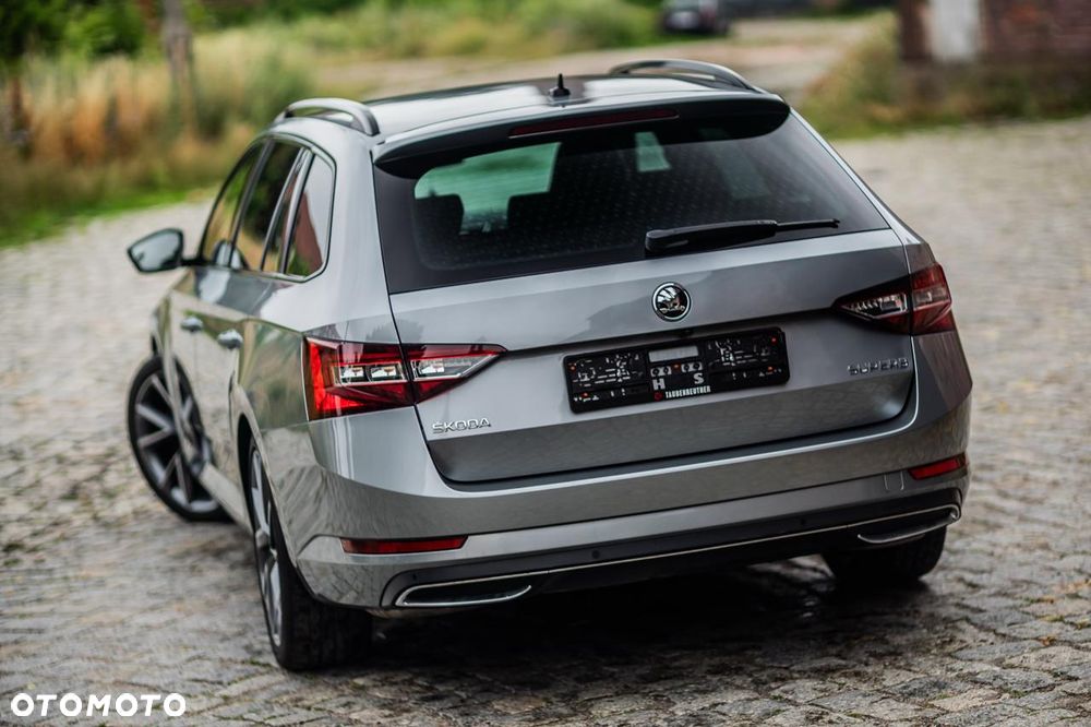 Skoda Superb 1.5 TSI Sportline DSG - 10
