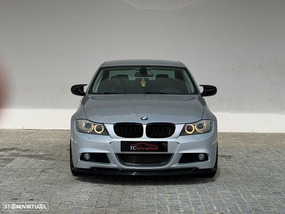 BMW 318 d Pack M - 9