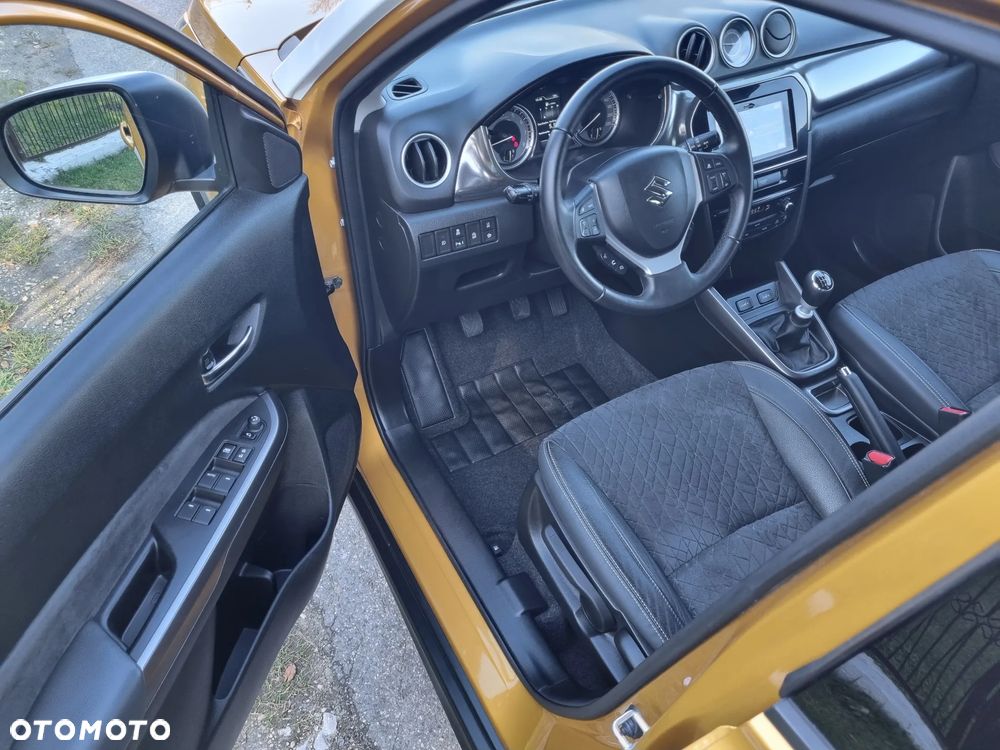 Suzuki Vitara - 22