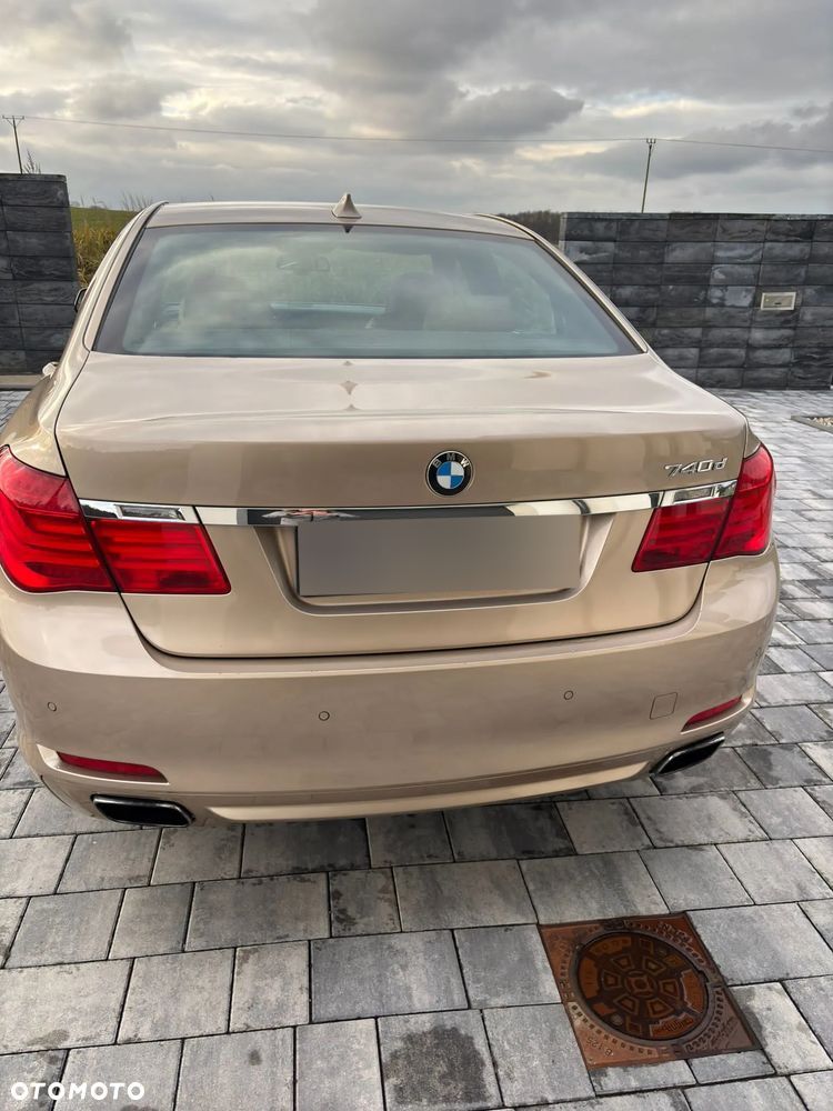 BMW Seria 7 740d xDrive - 3