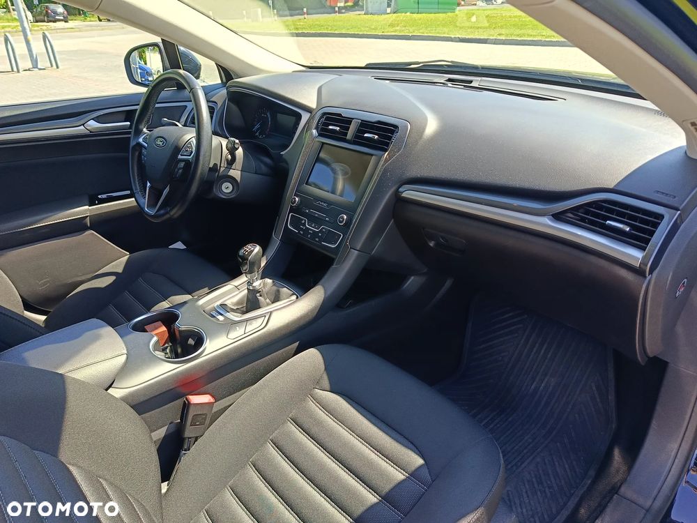 Ford Mondeo 1.5 EcoBoost Trend - 10