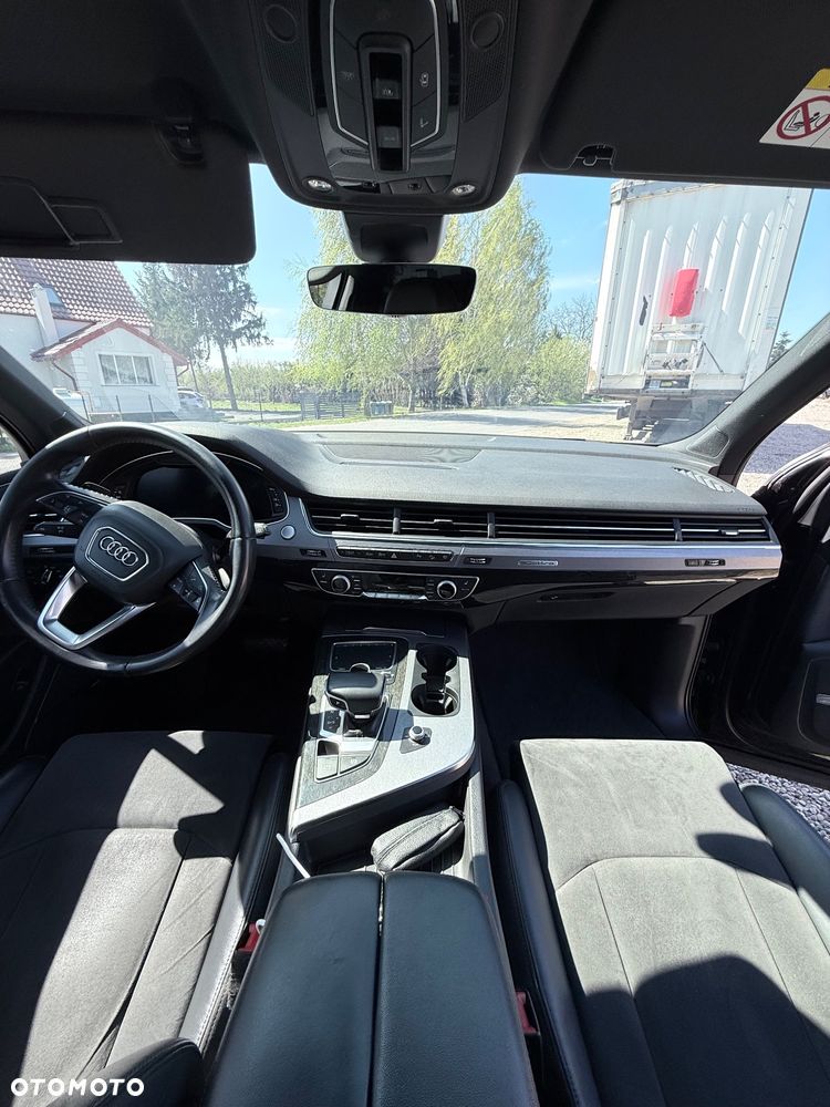 Audi Q7 - 9