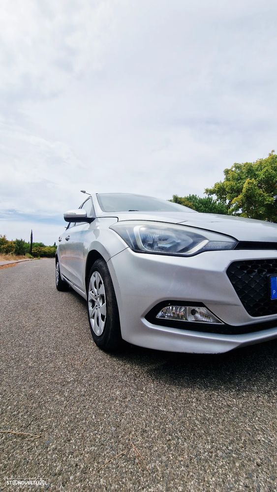 Hyundai i20 1.2 Access Plus - 4