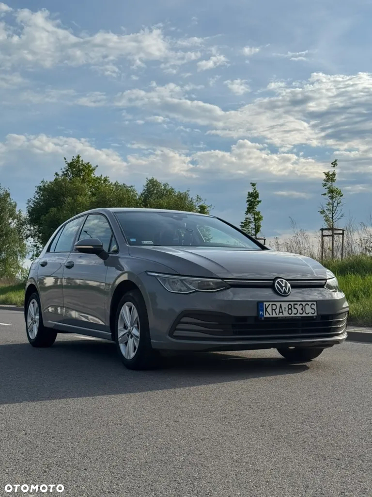 Volkswagen Golf - 6