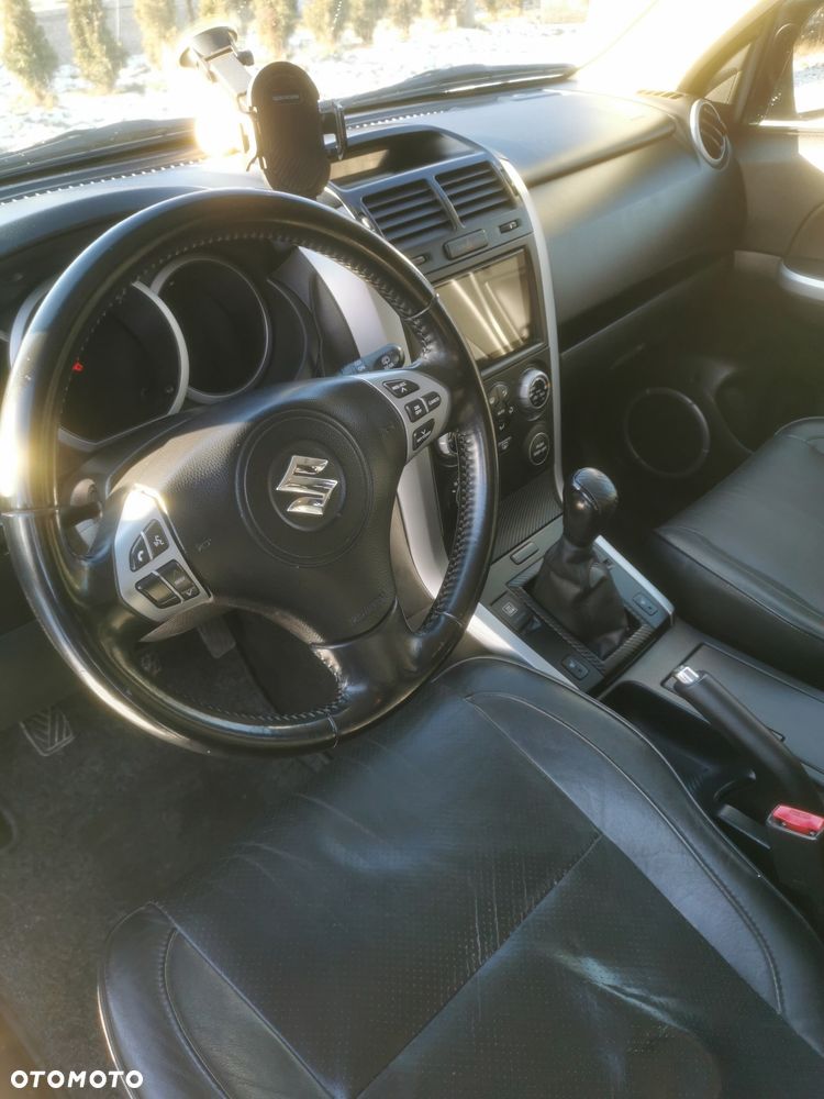 Suzuki Grand Vitara 1.9 DDiS De Luxe - 14