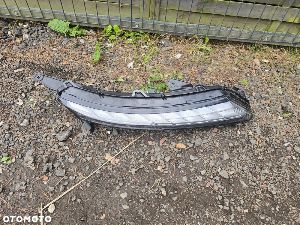Mitsubishi eclipse cross lift lampa led drl prawy - 1