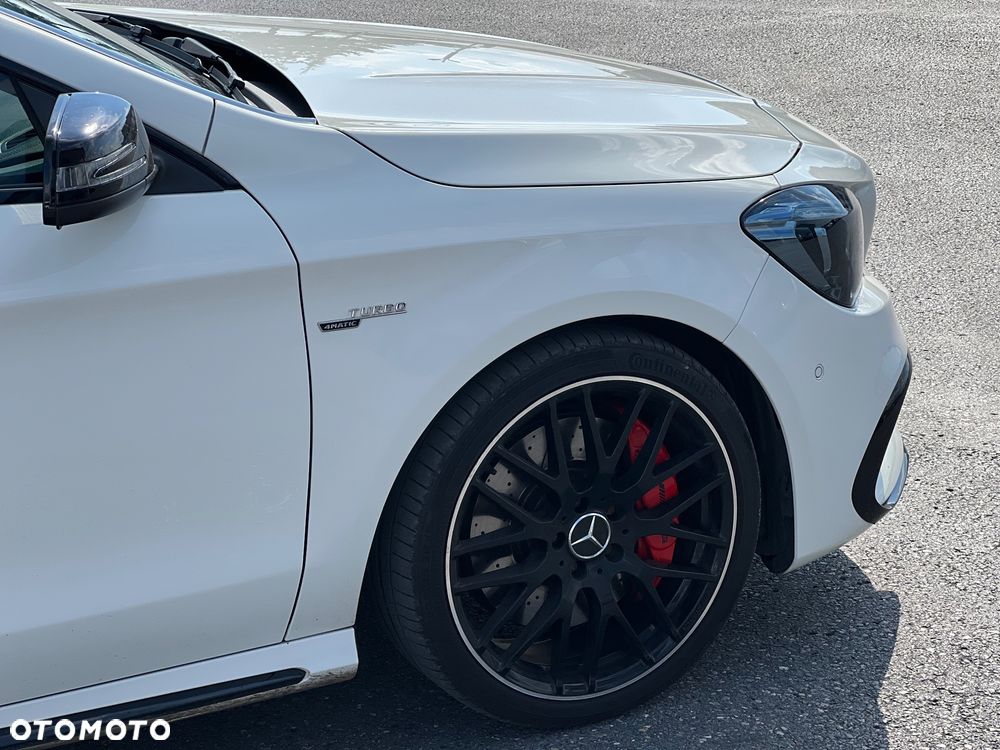 Mercedes-Benz CLA AMG 45 4Matic AMG Speedshift DCT 7G - 9