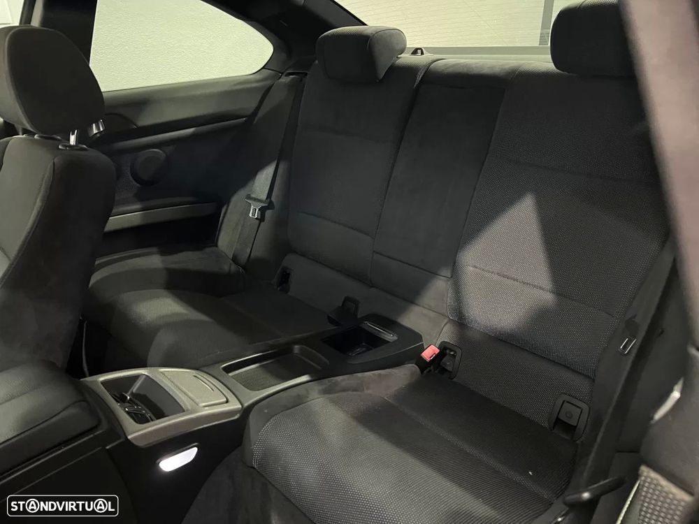 BMW 320 d Coupe Edição M - 19