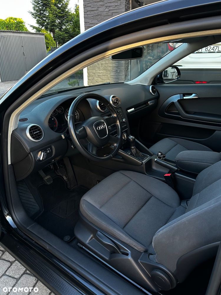 Audi A3 3-drzwiowe 1.6 Attraction - 7