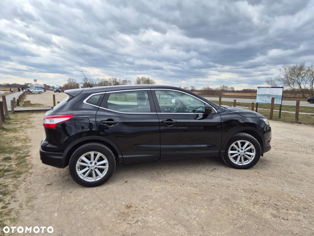 Nissan Qashqai 1.2 DIG-T N-Connecta - 4
