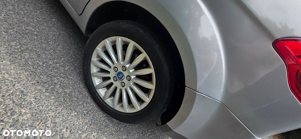 Ford S-Max 2.0 TDCi DPF Titanium X - 14