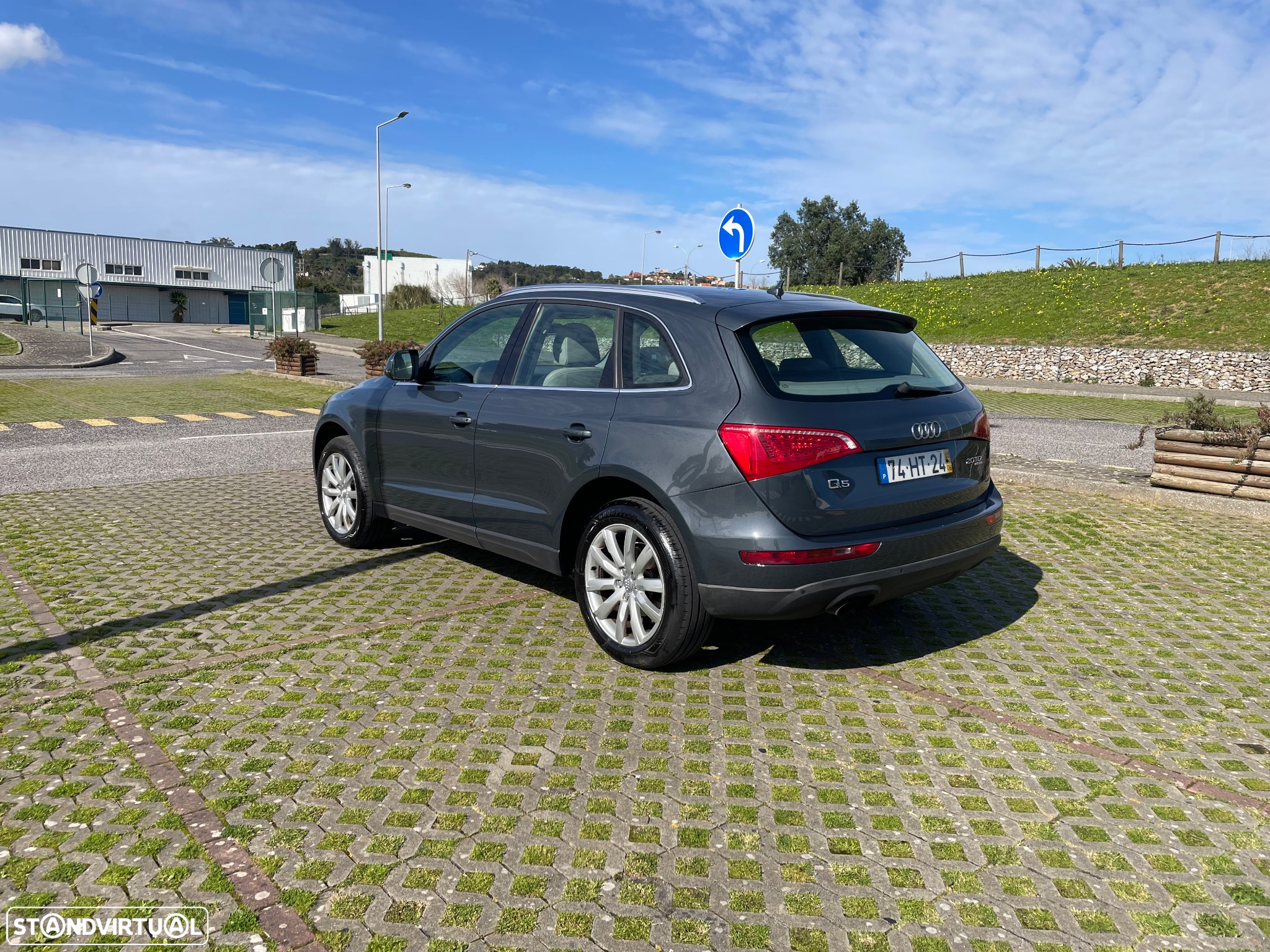 Audi Q5 2.0 TDI Sport - 4