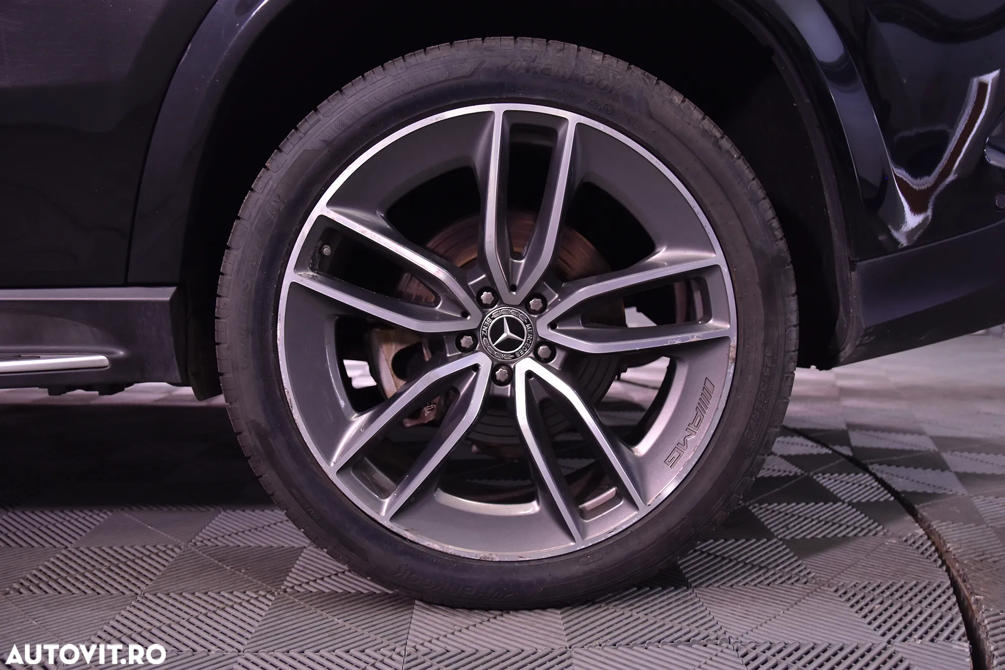 Mercedes-Benz GLE Coupe 350 e 4Matic 9G-TRONIC AMG Line - 13