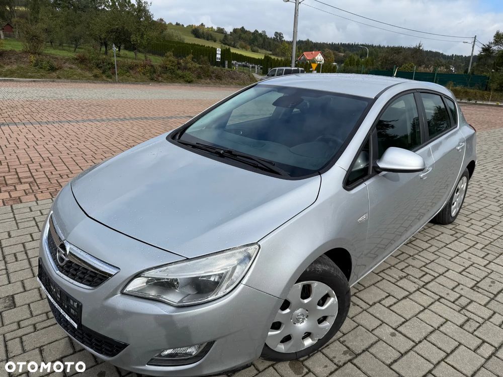 Opel Astra 1.7 CDTI DPF - 9
