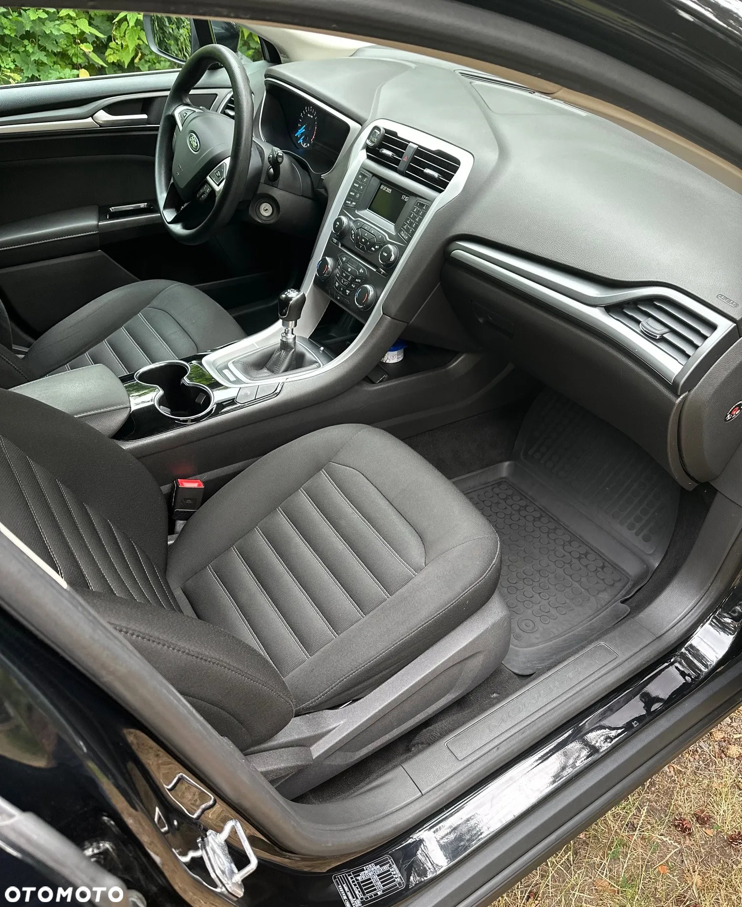 Ford Mondeo 1.5 EcoBoost Ambiente Plus - 8