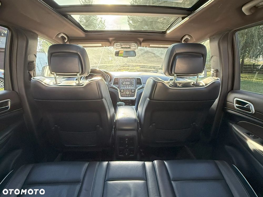 Jeep Grand Cherokee 5.7 V8 Overland - 13