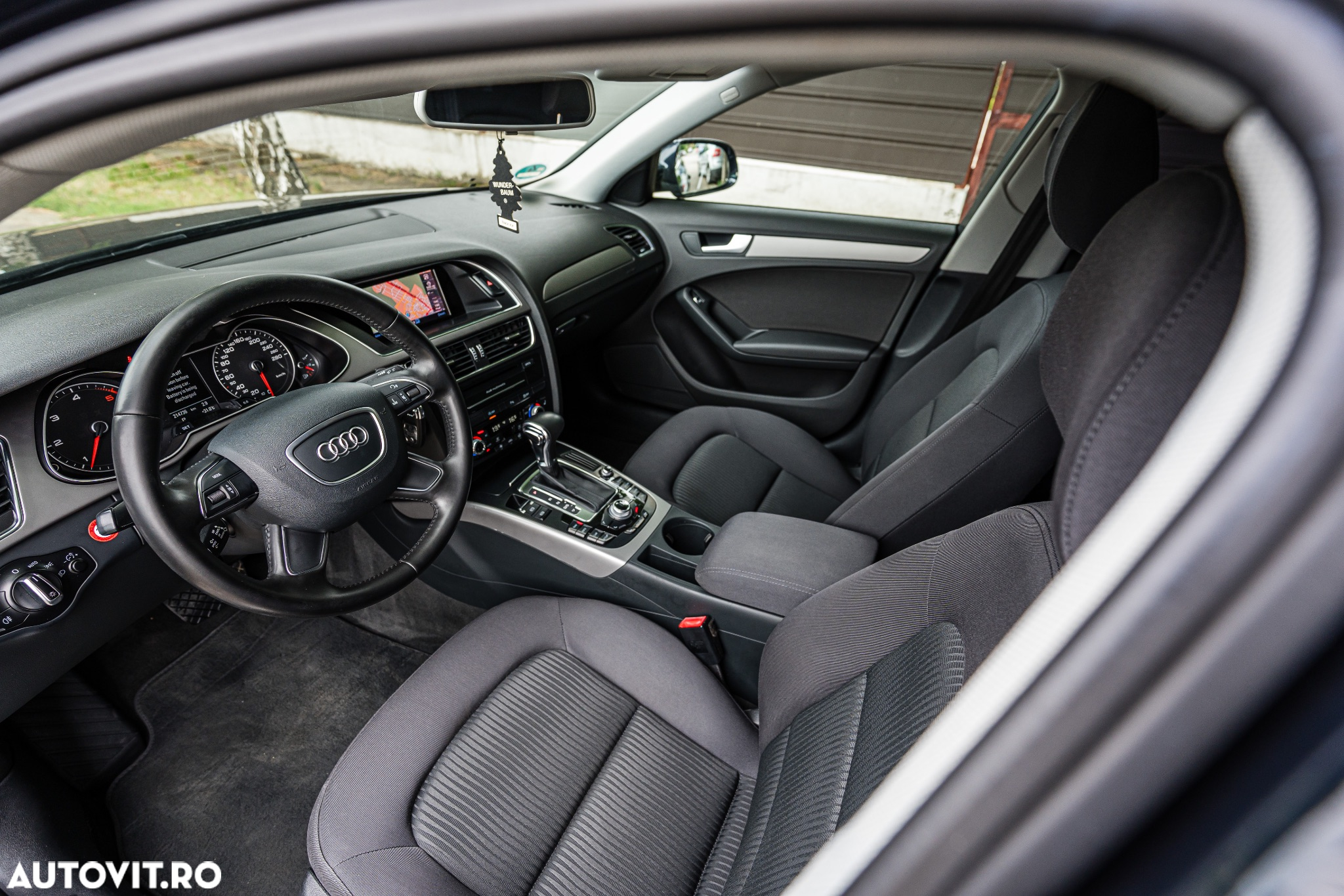 Audi A4 2.0 TDI Multitronic Avant - 9