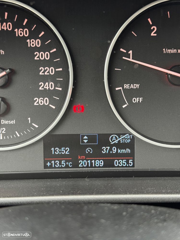 BMW 116 d EfficientDynamics Edition Urban Line - 4