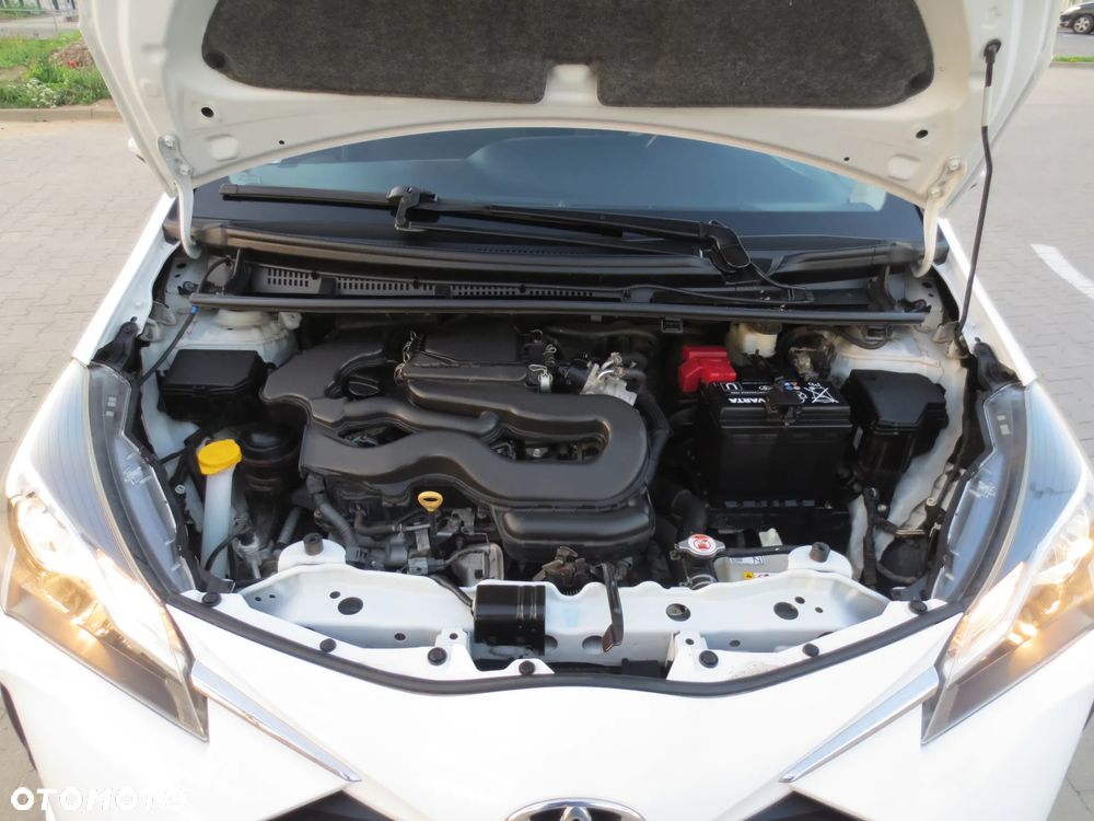 Toyota Yaris - 25