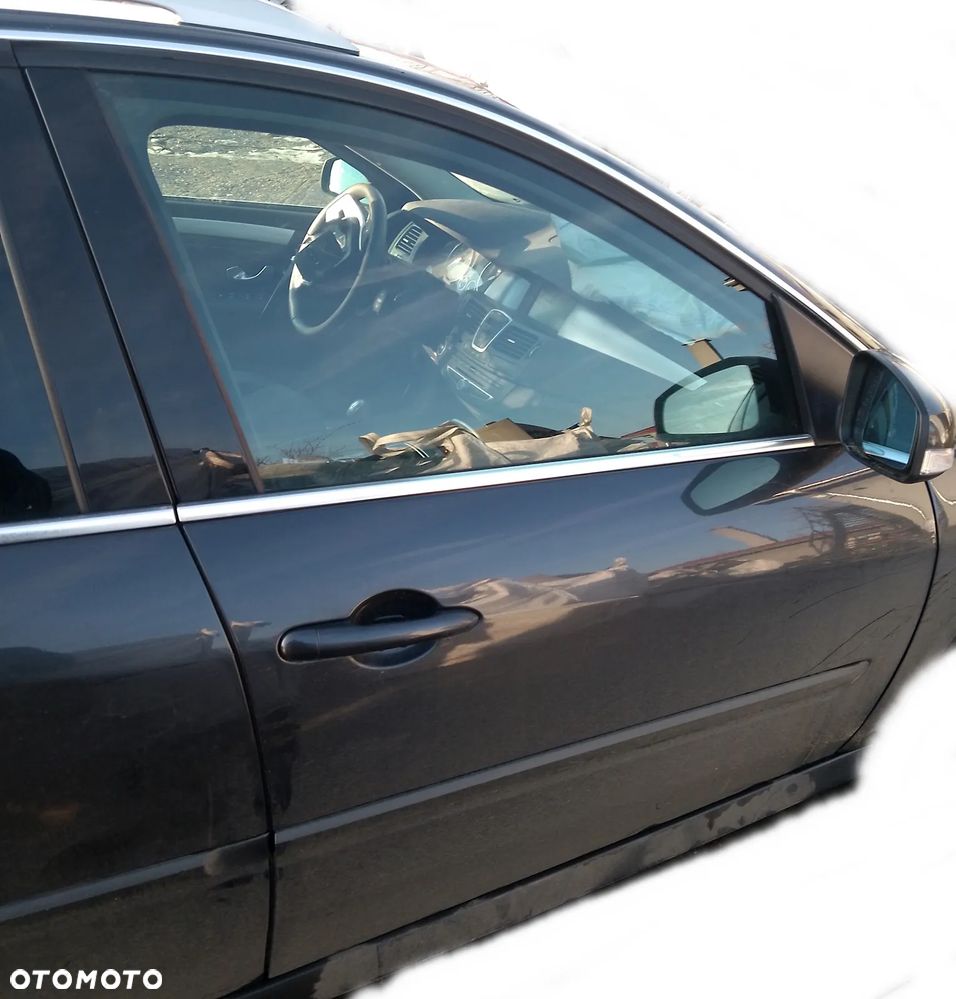 RENAULT LAGUNA III DRZWI PRAWE PRZEDNIE PRZÓD KOMPLETNE TE866 - 1
