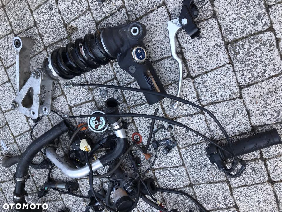 Honda CBR 1000 RR  SC59 rama   amortyzator  nakładka pług dolny - 9