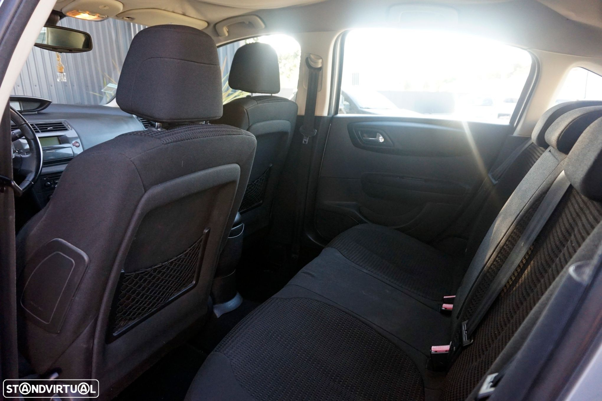 Citroën C4 1.4 16V SX - 14