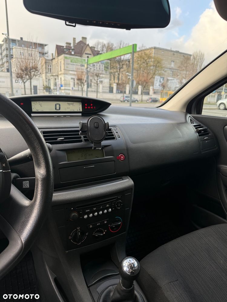 Citroën C4 1.6 VTi SX - 8