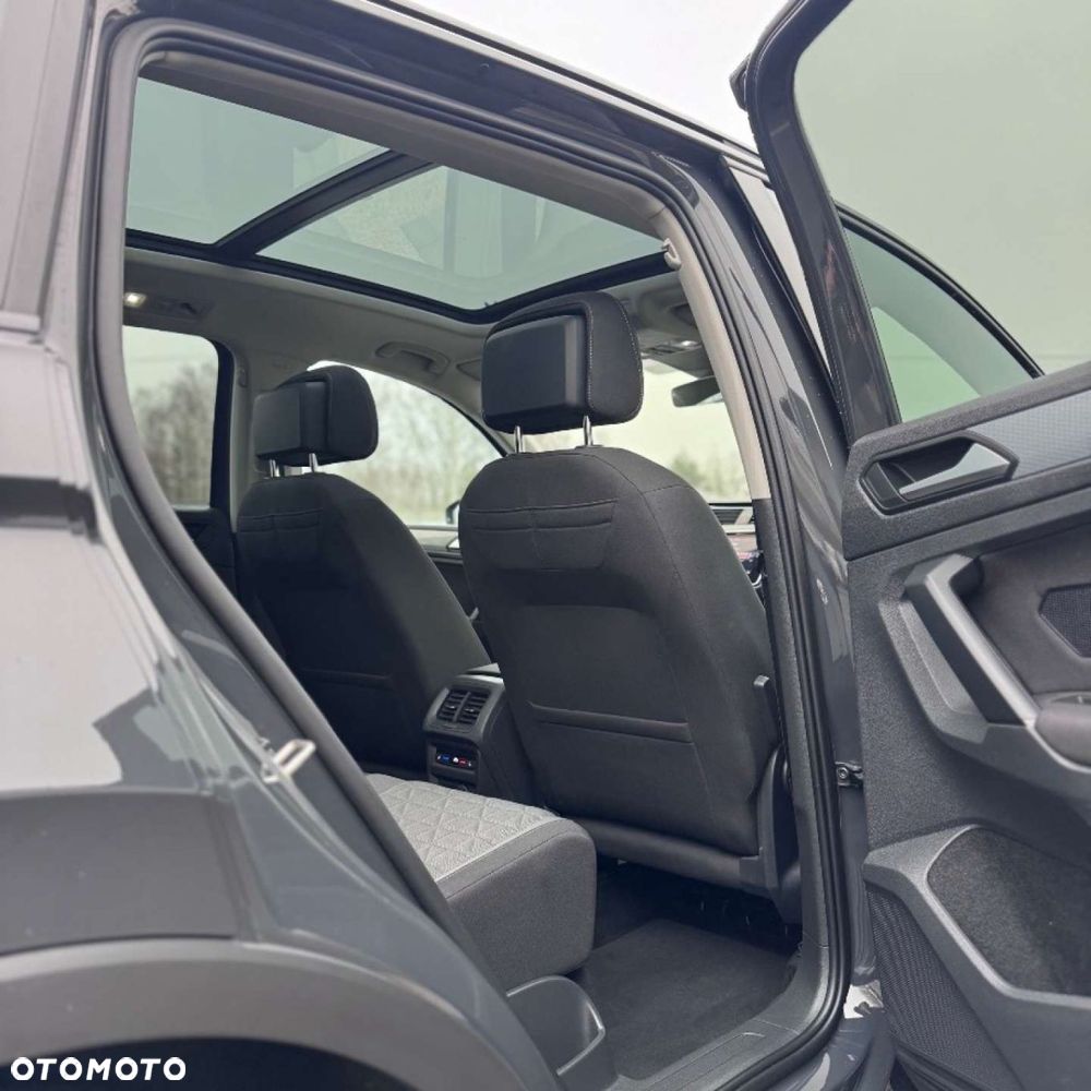 Volkswagen Tiguan - 29