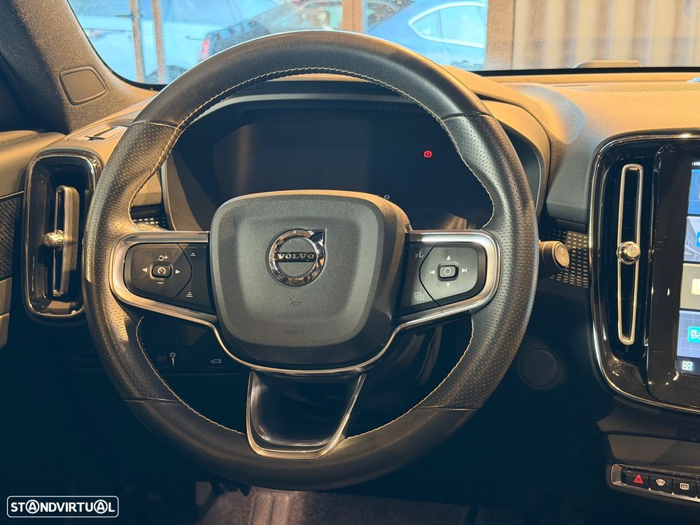 Volvo XC 40 P8 AWD Recharge RDesign - 26