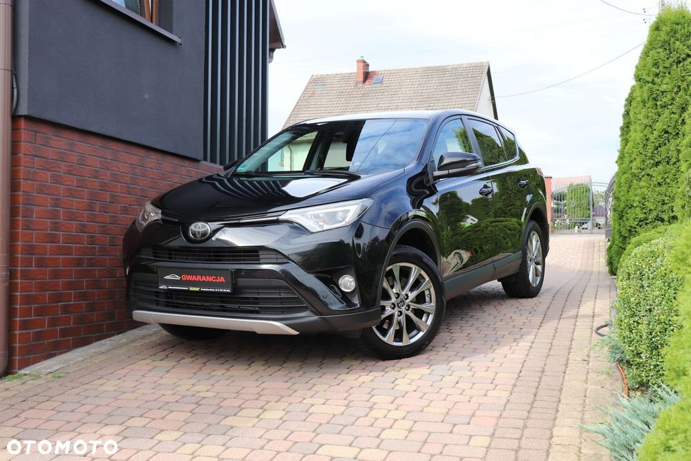 Toyota RAV4 - 1