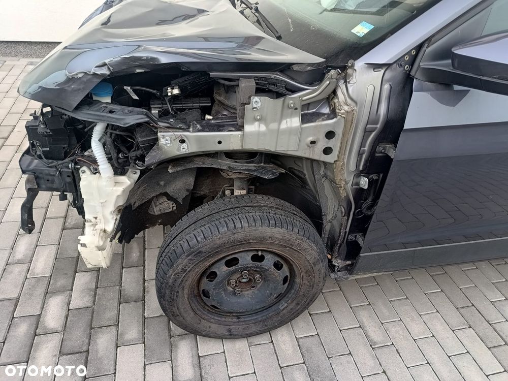 Volkswagen T-Cross 1.0 TSI OPF DSG ACTIVE - 9