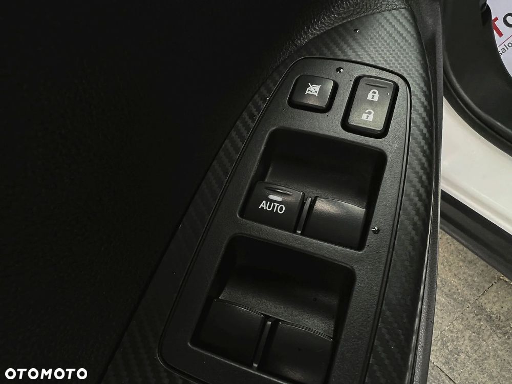 Mitsubishi Eclipse Cross 1.5 T GPF Intense - 32