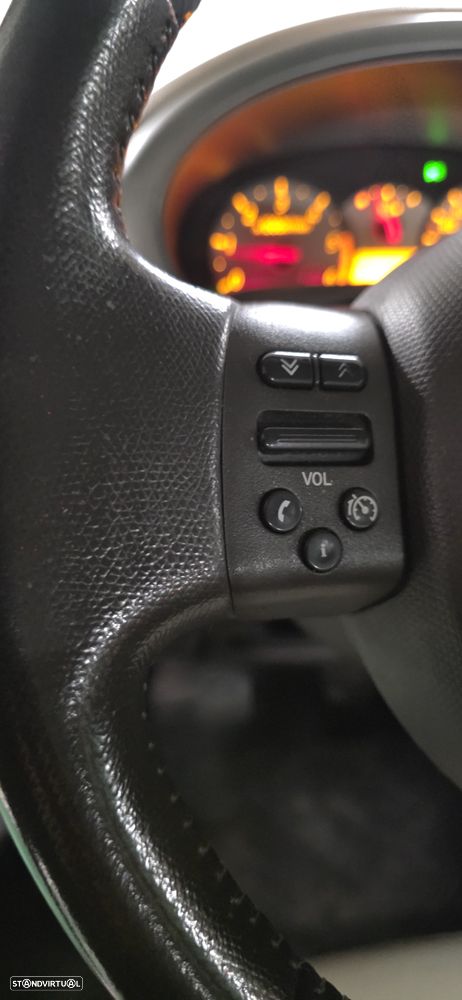 Nissan Micra 1.5 dCi Tekna - 16