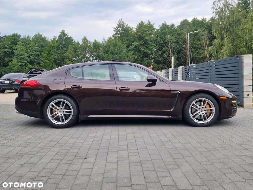 Porsche Panamera 4 PDK Edition - 3