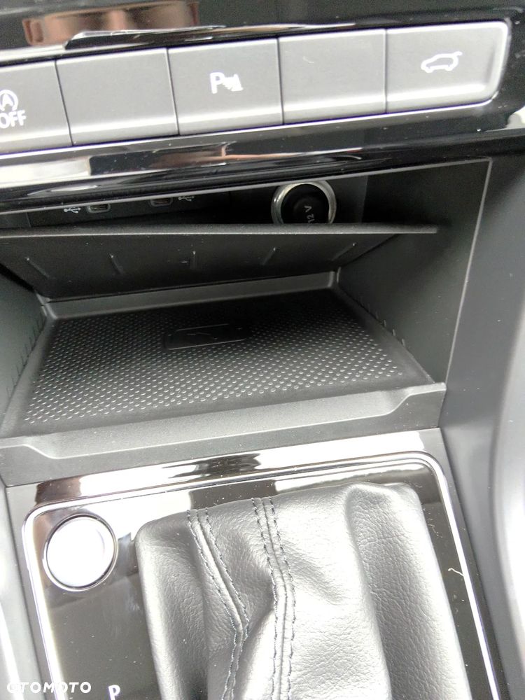 Volkswagen Touran 1.5 TSI EVO Highline DSG - 35
