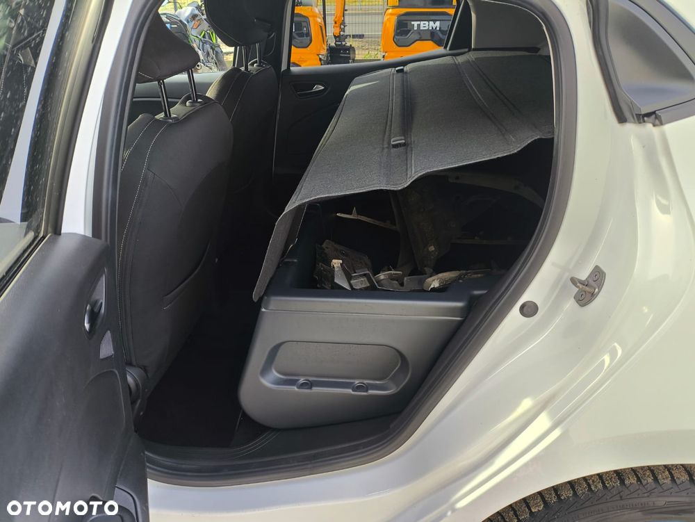 Renault Clio - 21