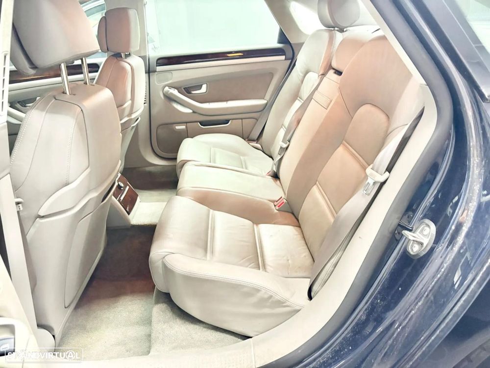 Audi A8 3.0 TDI V6 quattro Tiptronic - 8