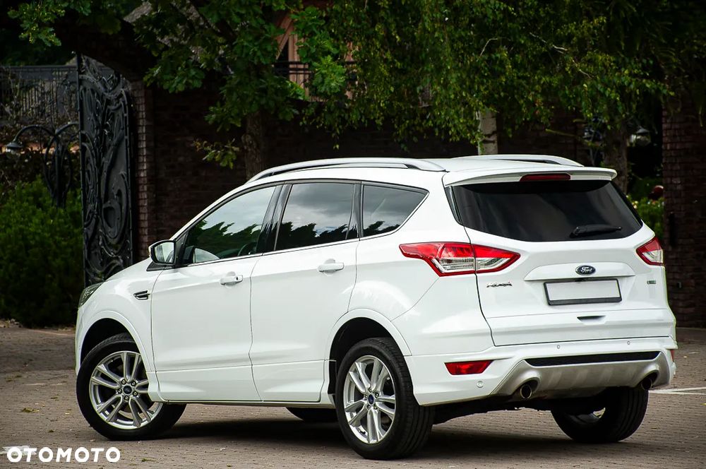 Ford Kuga - 32