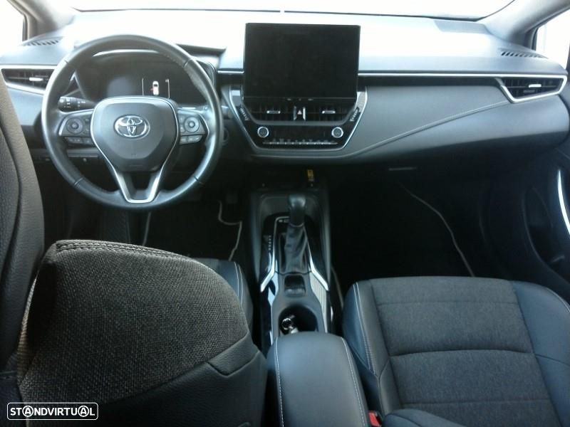 Toyota Corolla Touring Sports 1.8 Hybrid Comfort Plus - 43