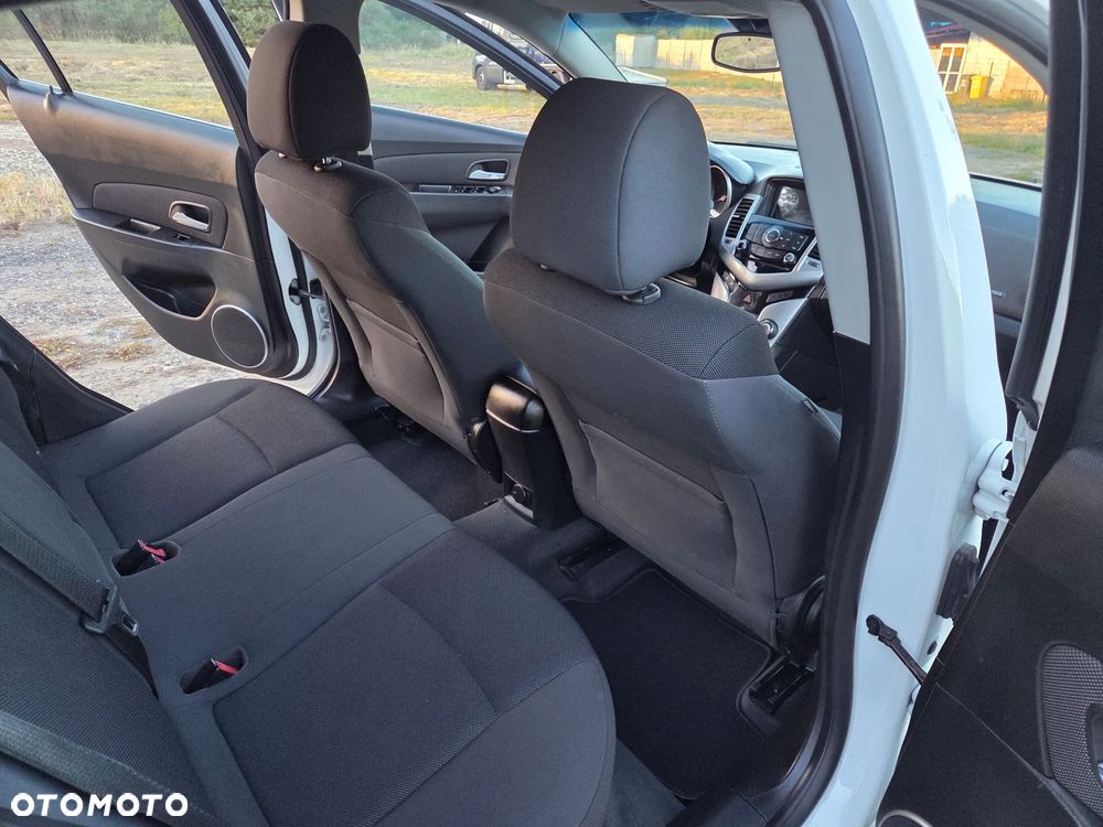 Chevrolet Cruze 1.6 LT+ - 20