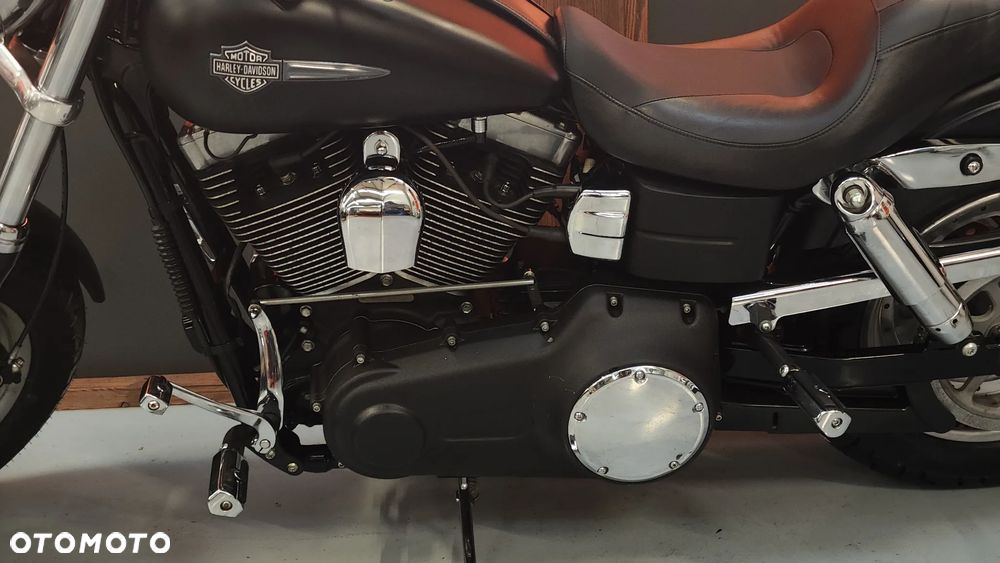 Harley-Davidson Dyna Fat Bob - 26