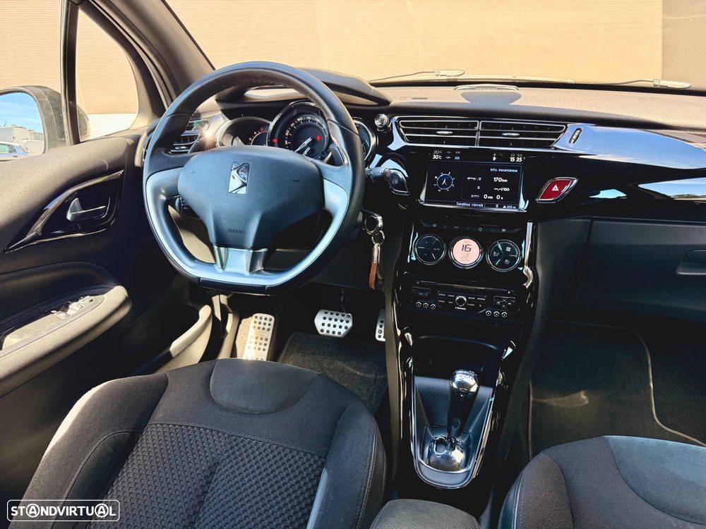 Citroën DS3 1.4 e-HDi Chic CMP - 9