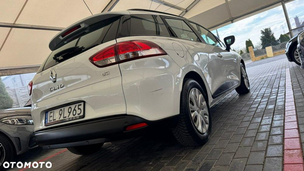 Renault Clio - 24