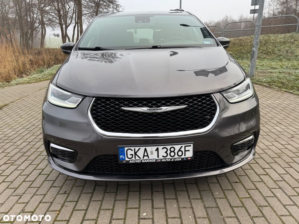 Chrysler Pacifica - 9